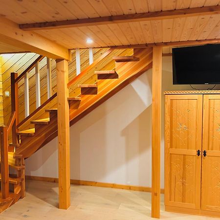 Stella Haus Apartment Dzianisz Bagian luar foto