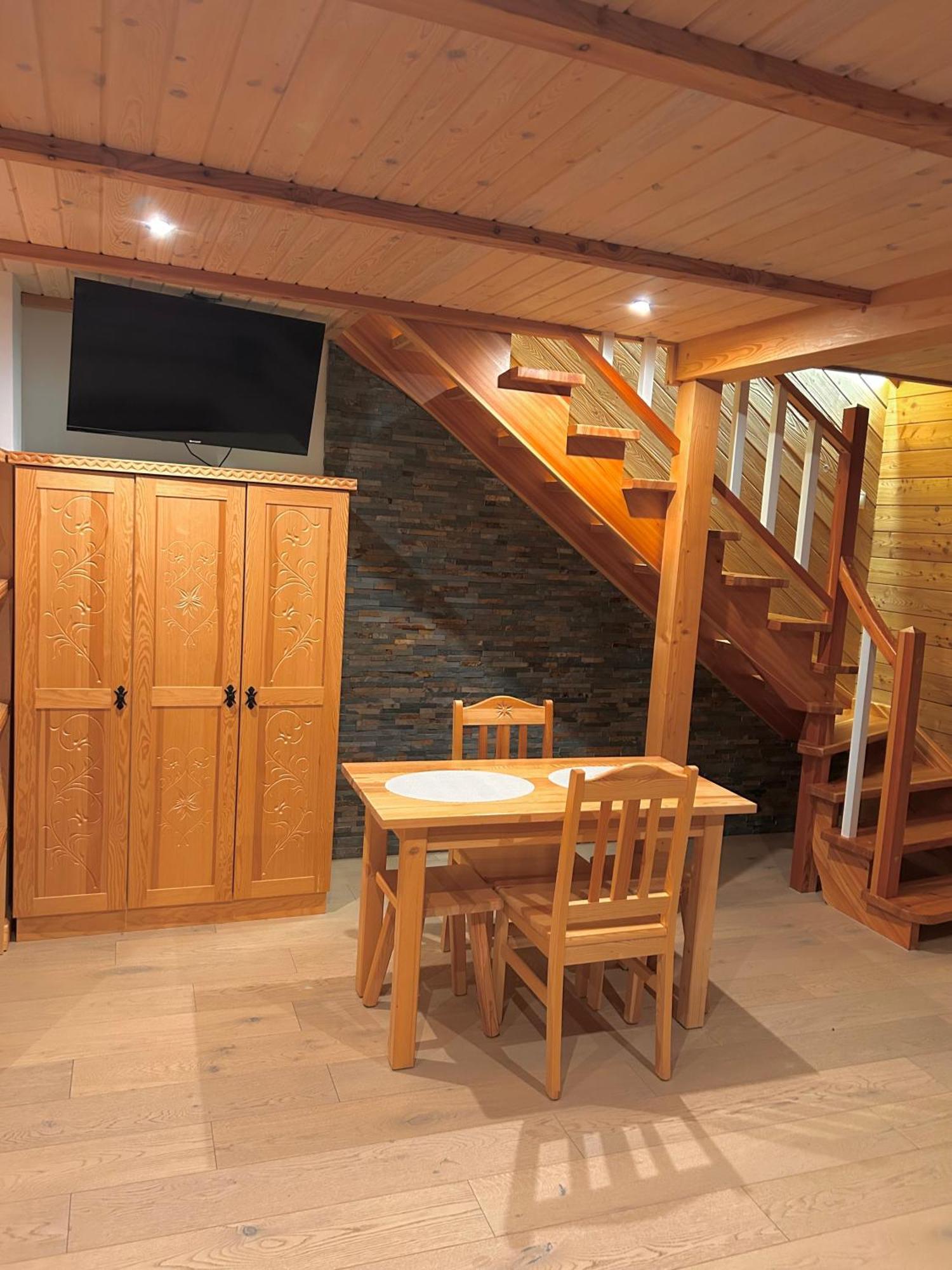 Stella Haus Apartment Dzianisz Bagian luar foto